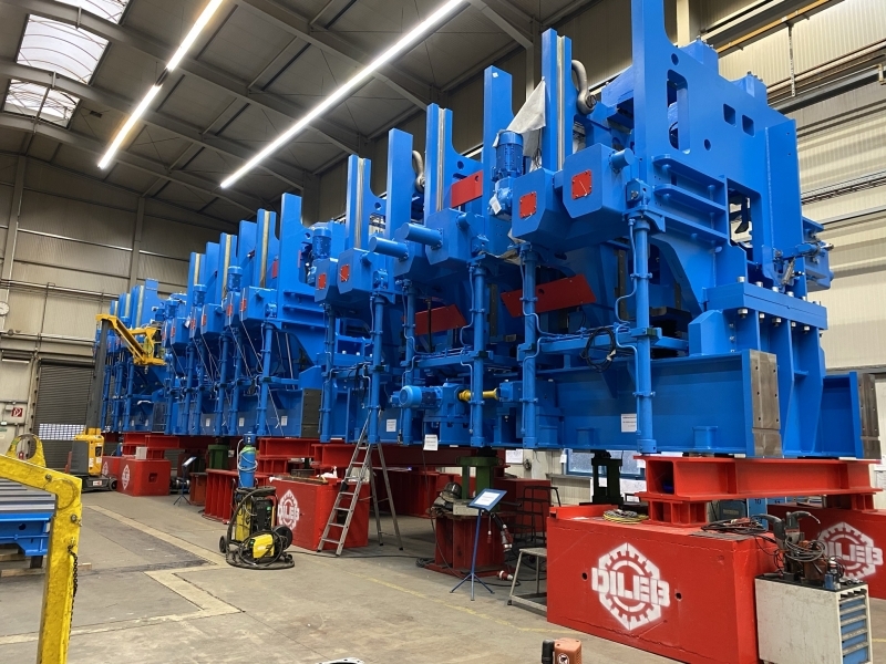 World´s largest roll forming machine